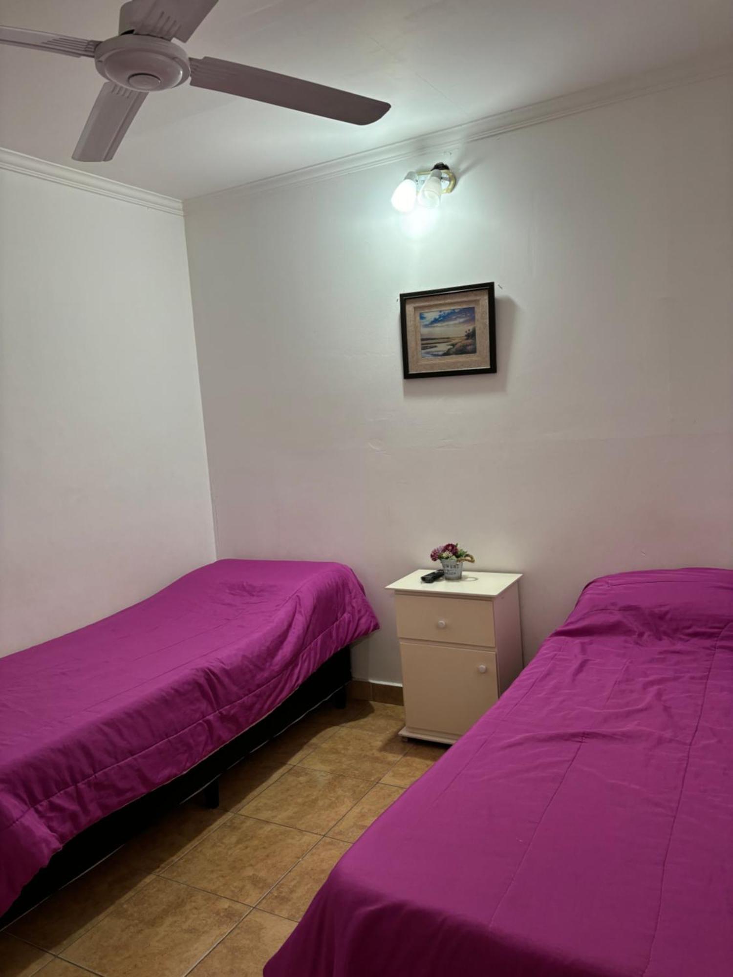 Twin Room,1597692255:JPEG