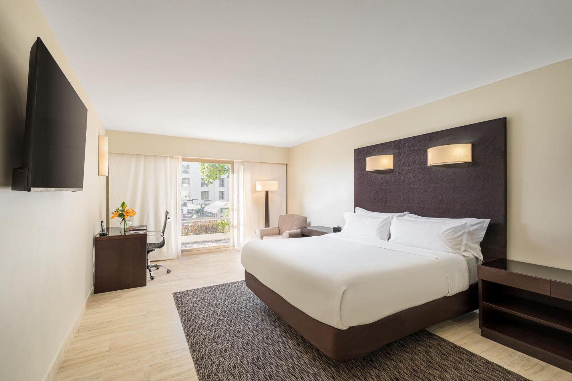 Suite CLUB con acceso al club lounge - 1 cama extragrande